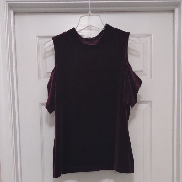 VENUS Tops - VENUS Dark Red Velvet Top with Cut Out Sleeves Design Size L
